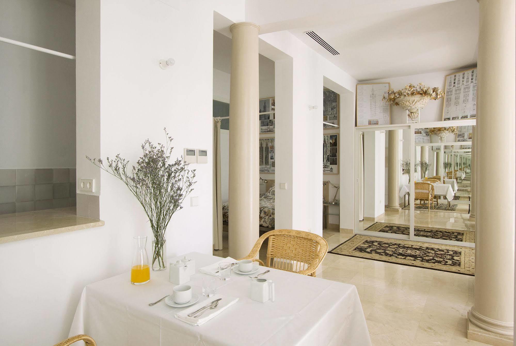 Apartamentos Alemanes Gradas Luxury Sevilla Exterior foto