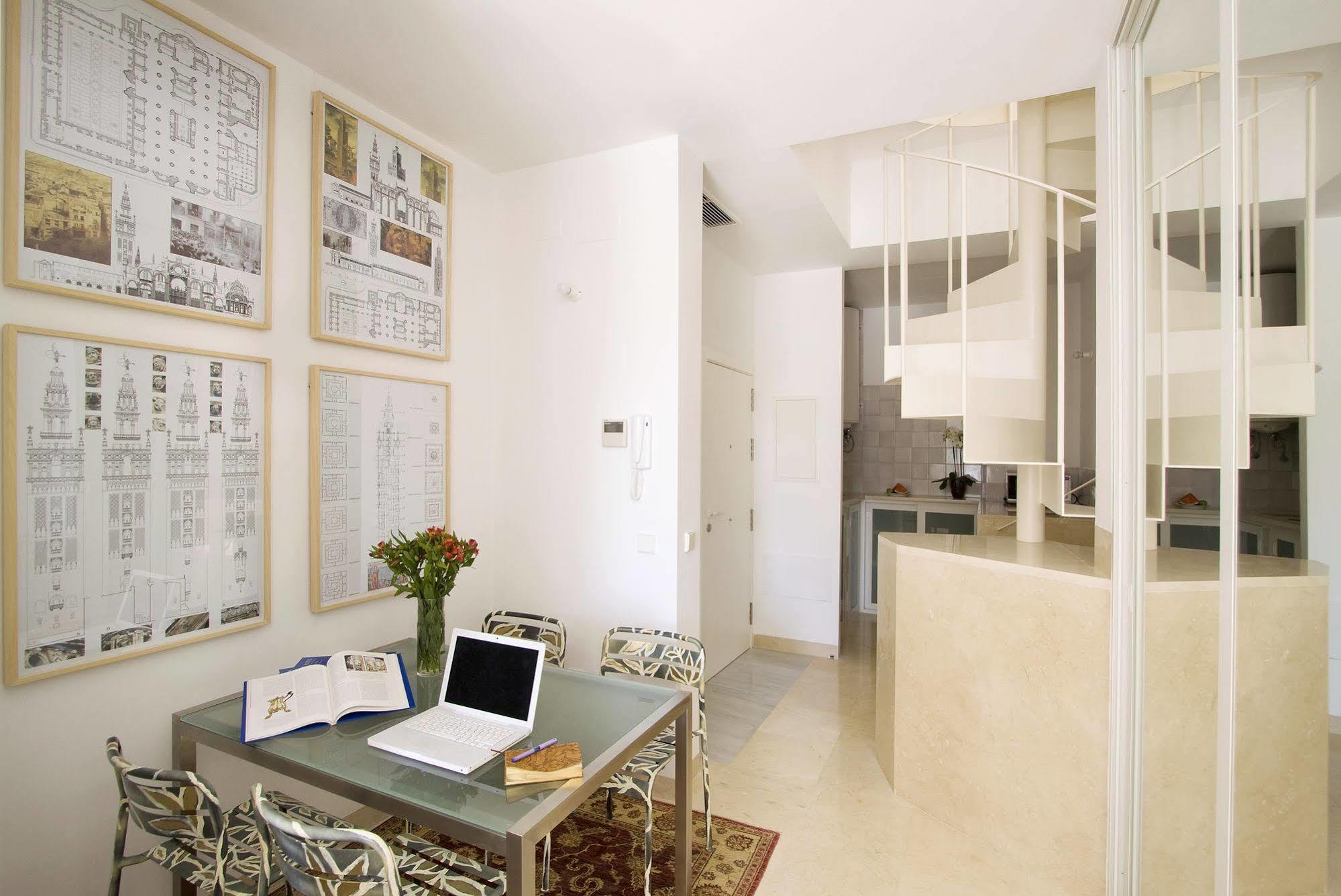 Apartamentos Alemanes Gradas Luxury Sevilla Exterior foto